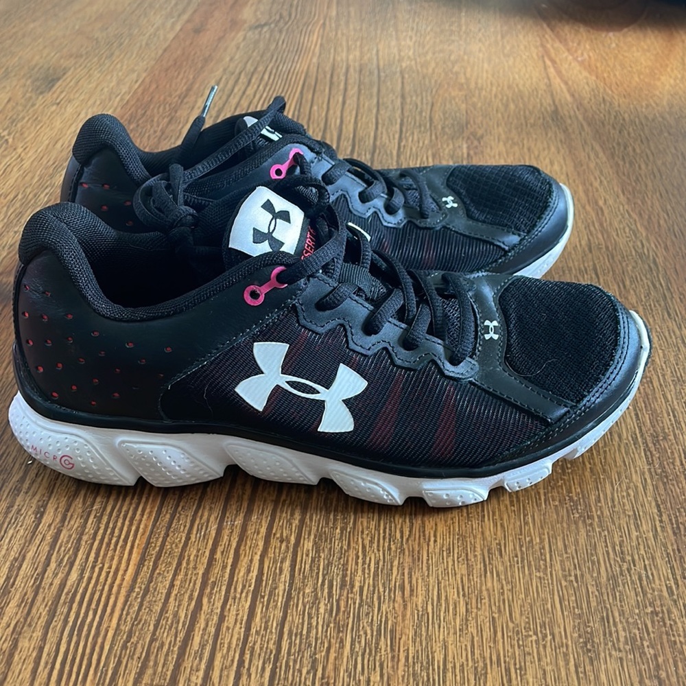 Under Armor Assert 6 Size 8 - image 2